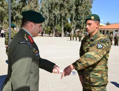 Απονομή Πτερύγων Αλεξιπτωτιστών Στατικού Ιμάντα στη ΣΧΑΛ (φωτο)